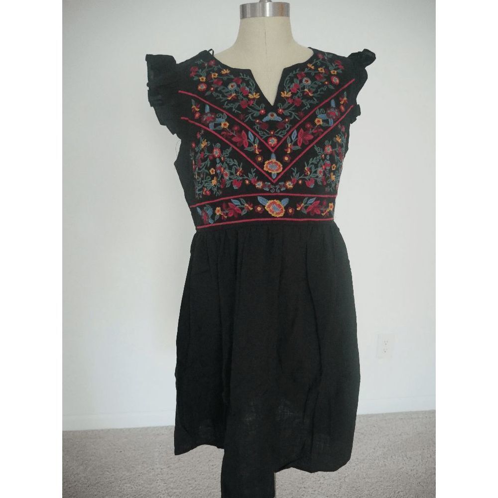 UMGEE U.S.A. Black & Red Floral-Embroidered A-Line Dress L - Picture 2 of 10